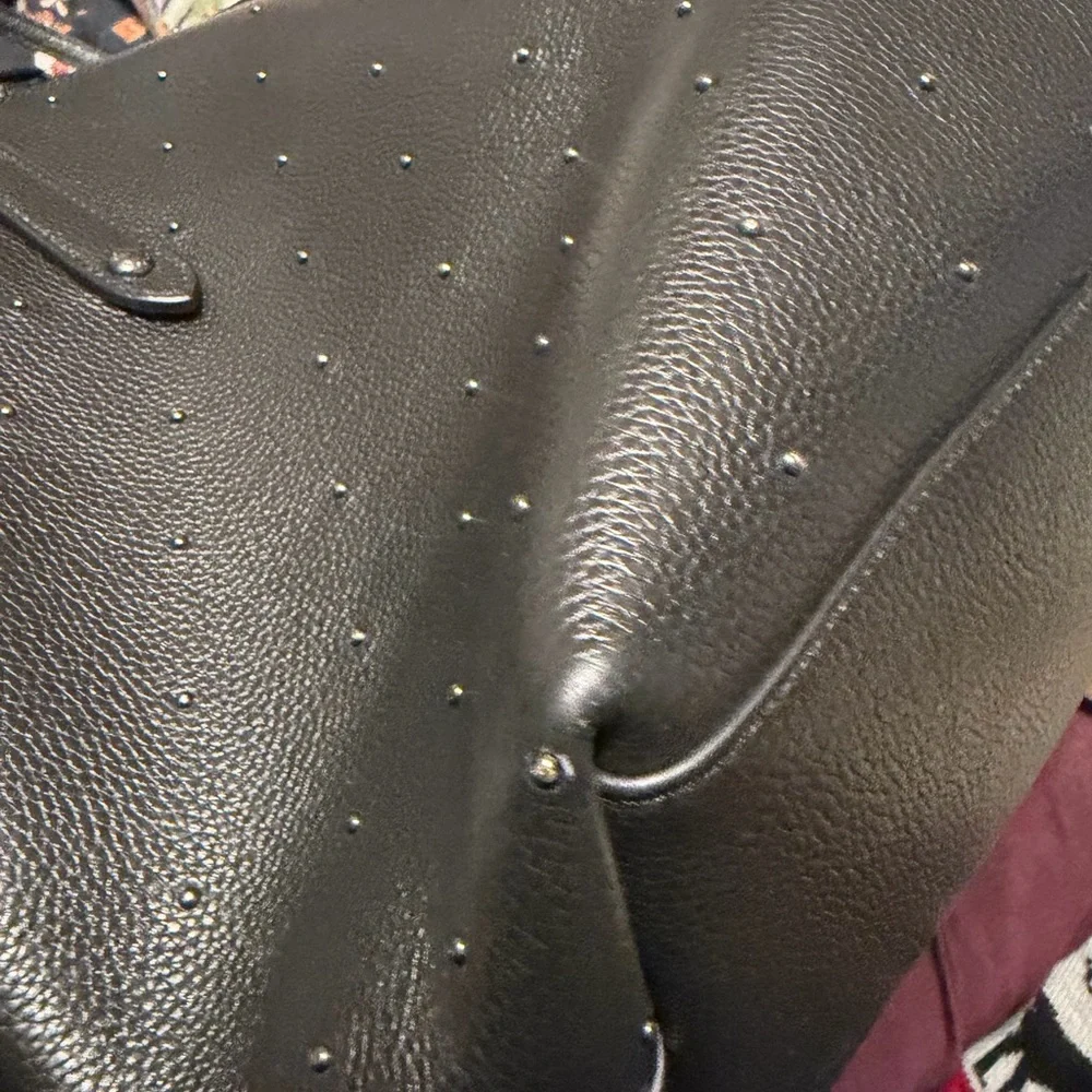 Coach Rivet Tote - Picture 4 of 8